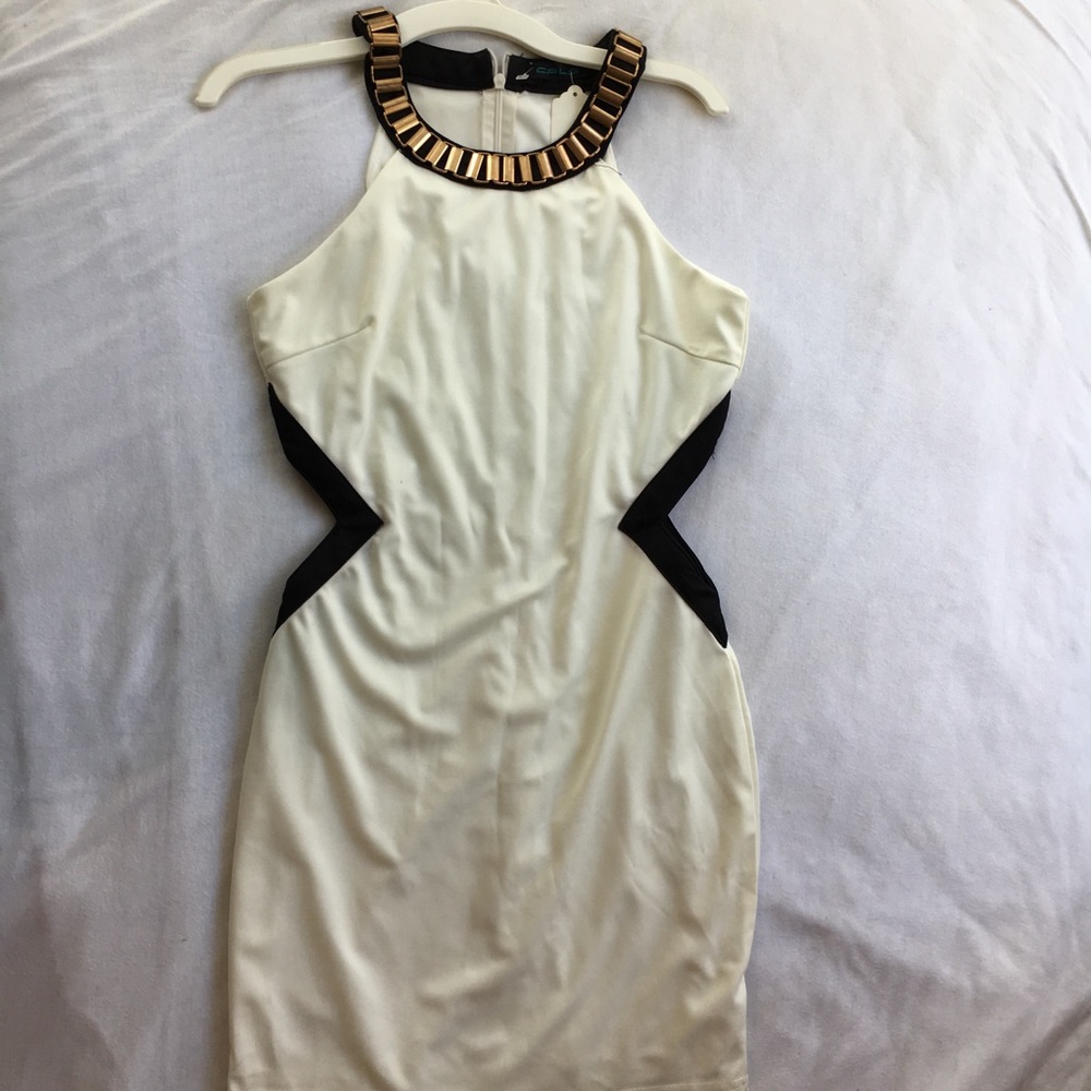 Slim-fit cocktail dress